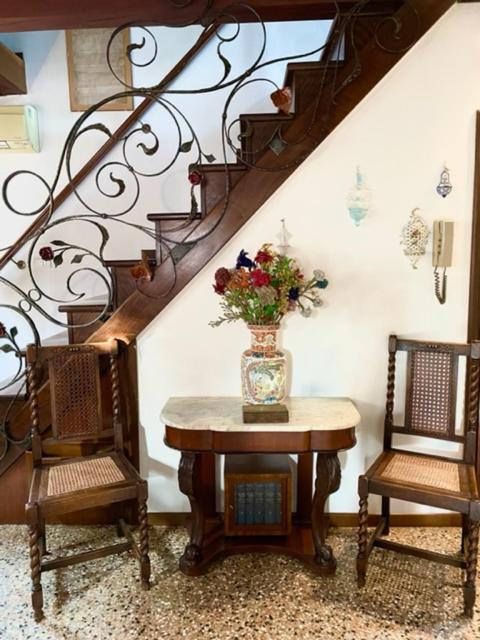Ca' Della Carita' Appartement Venetië Buitenkant foto