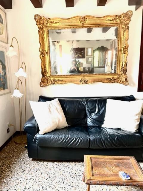 Ca' Della Carita' Appartement Venetië Buitenkant foto